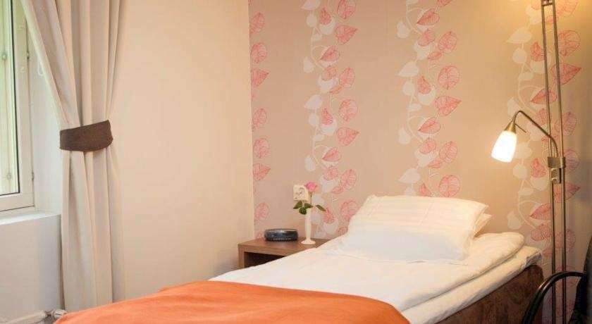 Hotel Backbyn Kartano Espoo Zimmer foto